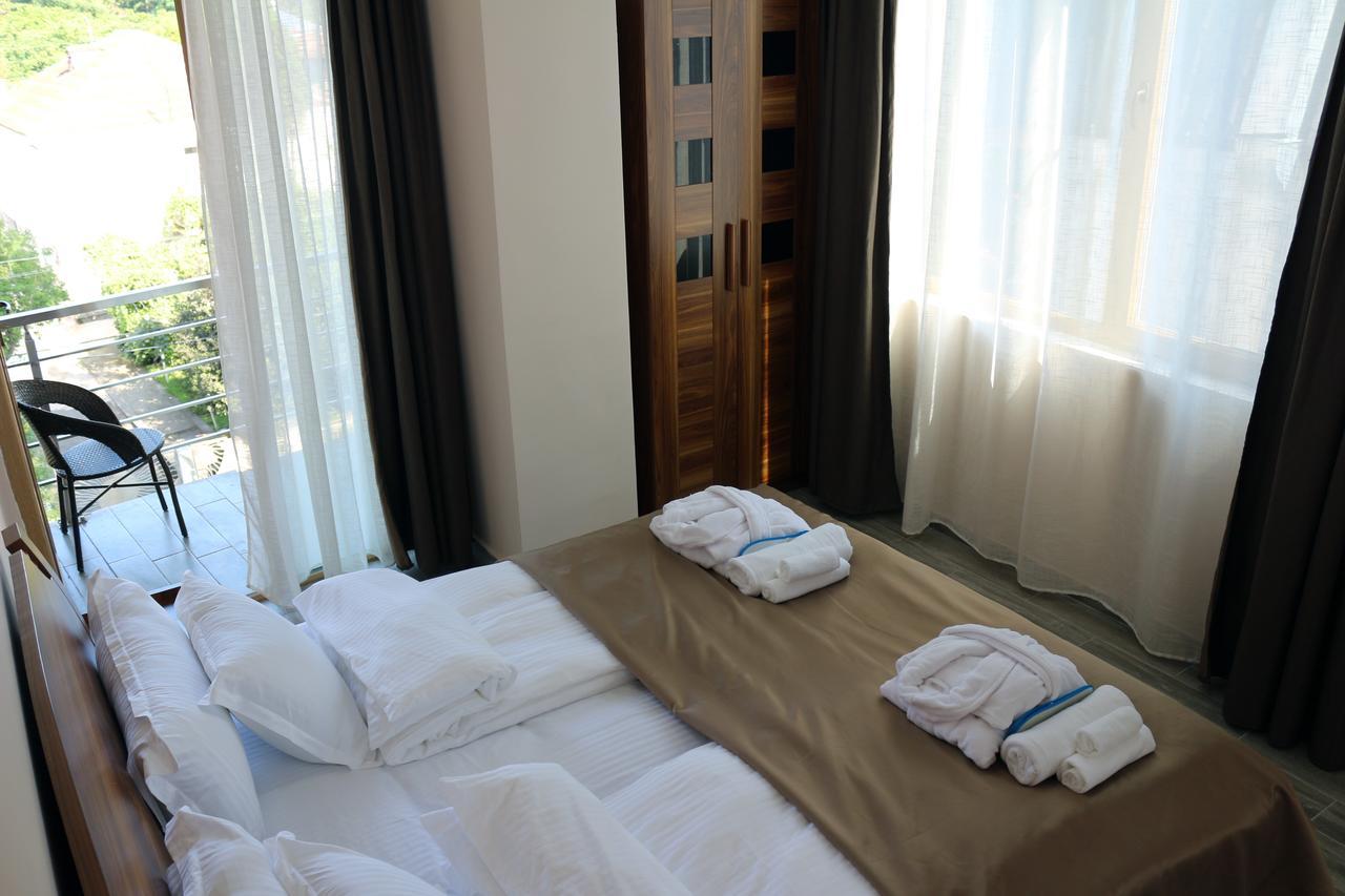 Hotel Lazi كوبوليتي المظهر الخارجي الصورة
