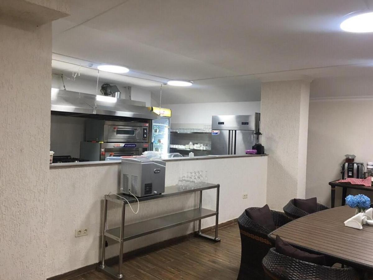 Hotel Lazi كوبوليتي المظهر الخارجي الصورة