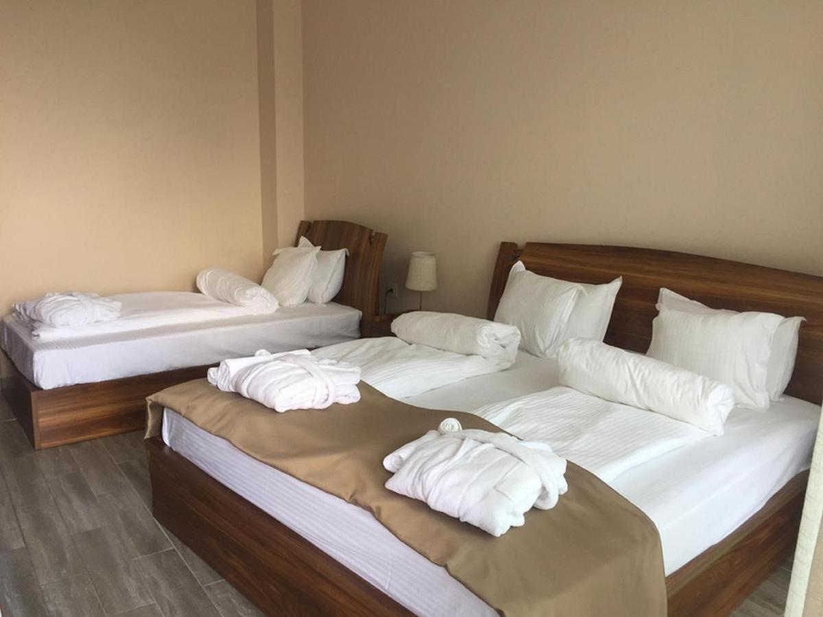 Hotel Lazi كوبوليتي المظهر الخارجي الصورة