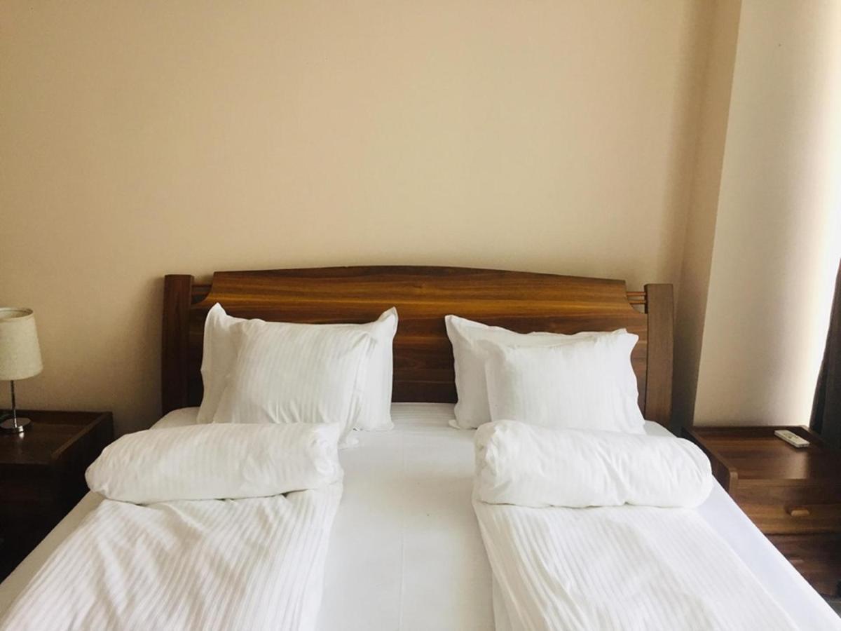 Hotel Lazi كوبوليتي المظهر الخارجي الصورة